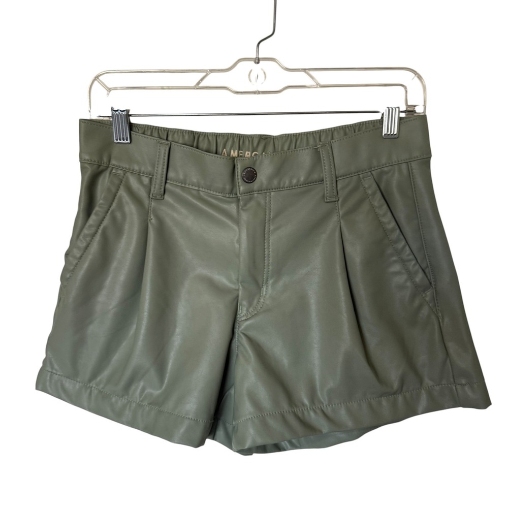 American Eagle Faux Leather Shorts Womens 2 Green NWT High Rise Pleated Stretch